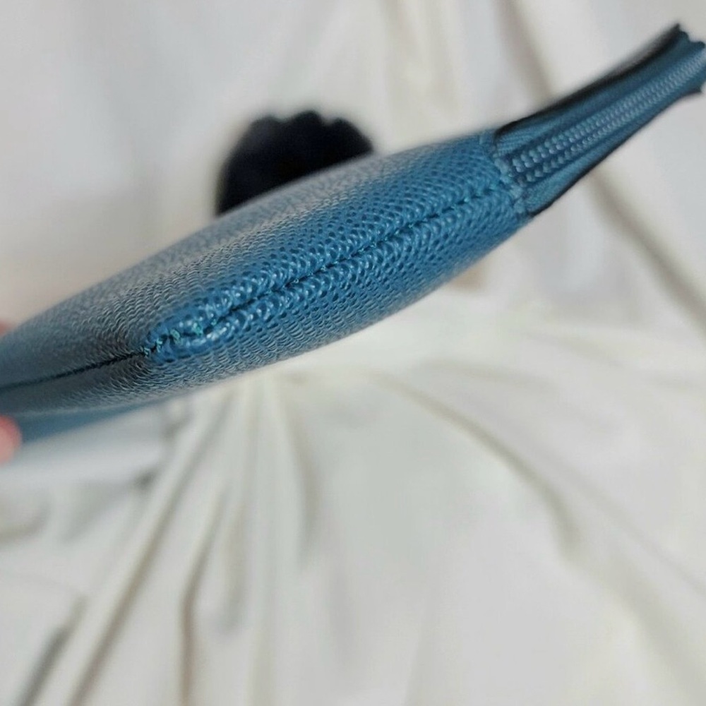 Coach 2017 Teal Large Story Patch Wristlet with Logo Tag and free Pom Pom! NWOT - Picture 5 of 5